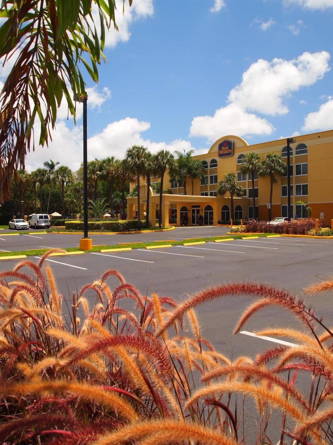 Best Western Ft Lauderdale I-95 Inn Fort Lauderdale Exterior photo